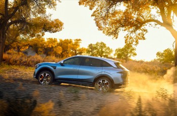 焕新极氪7X正式上市，限时售价21.98万元起